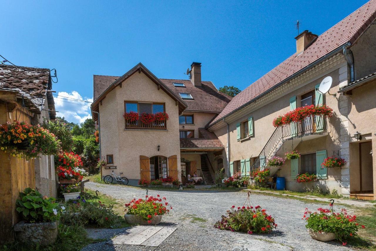 Les Clarines Perceneige - Chambre D'Hotes Vue Sur Montagne & Spa Saint-Jacques-en-Valgodemard Εξωτερικό φωτογραφία